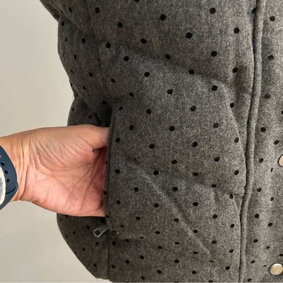 Gap Puffer Vest Medium Gray with Black Polka Dots Wool Blend Down Filled - Picture 8 of 9